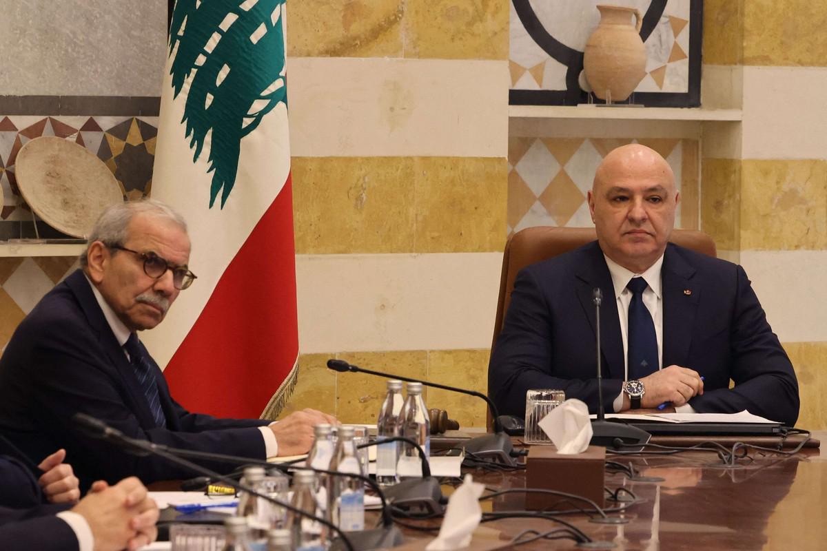 القيادة اللبنانية الجديدة تركز على اعادة الاعمار وتحصين لبنان من التدخلات الخارجية