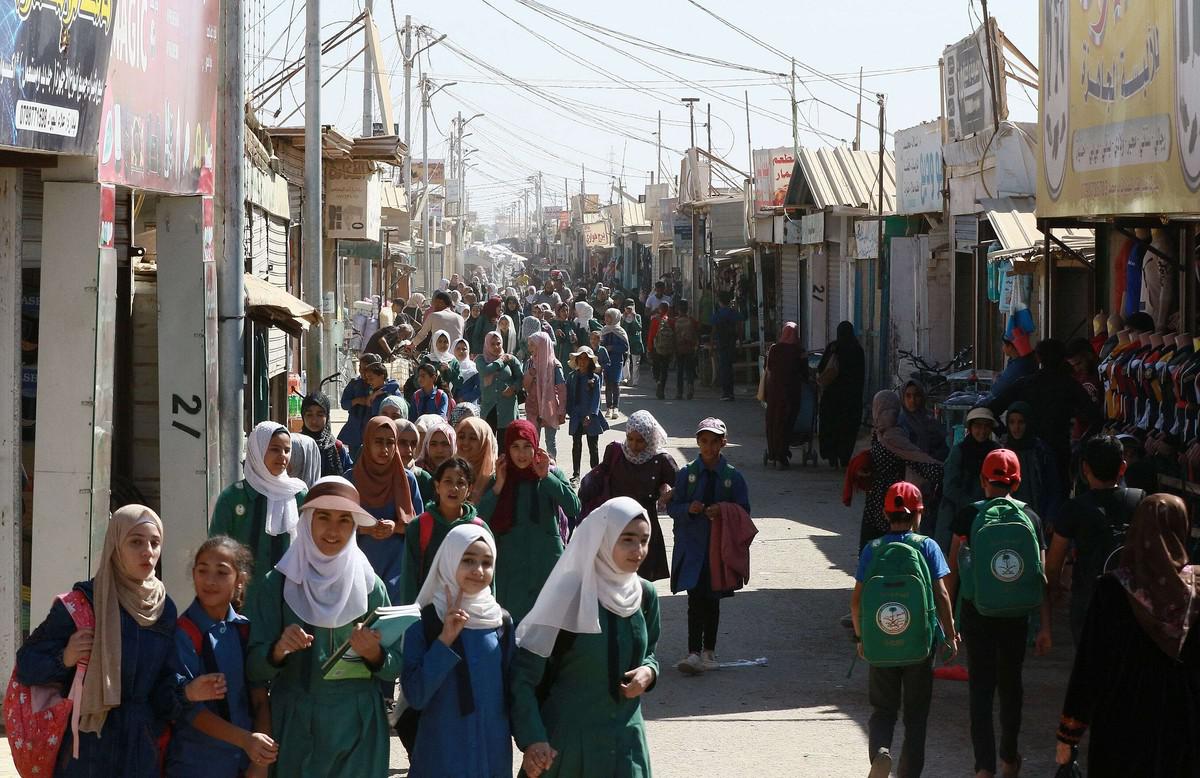 استضافة المزيد من اللاجئين آخر ما ينقص الأردن 