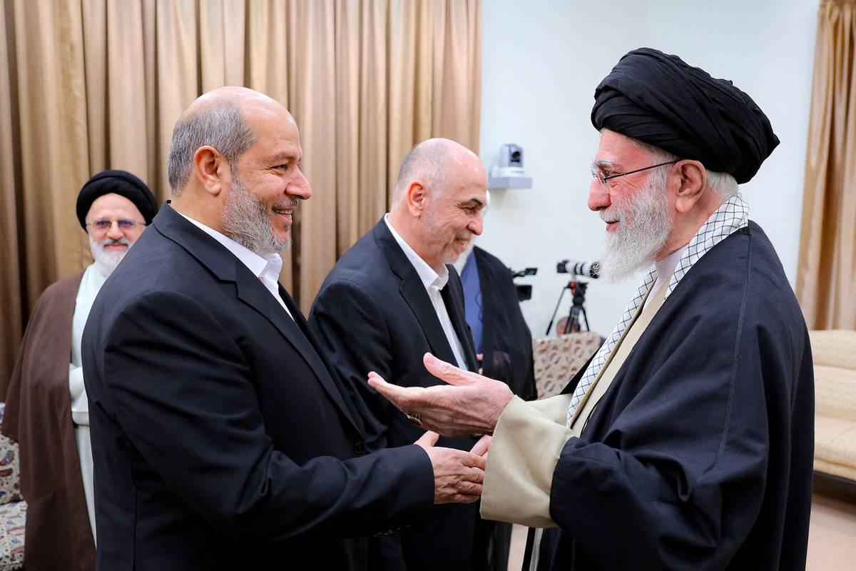 المرشد الإيراني الأعلى علي خامنئي يستقبل قادة حماس