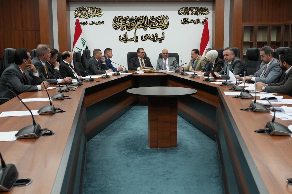 اجتماعات بين القوى السياسية للوصول إلى تفاهمات