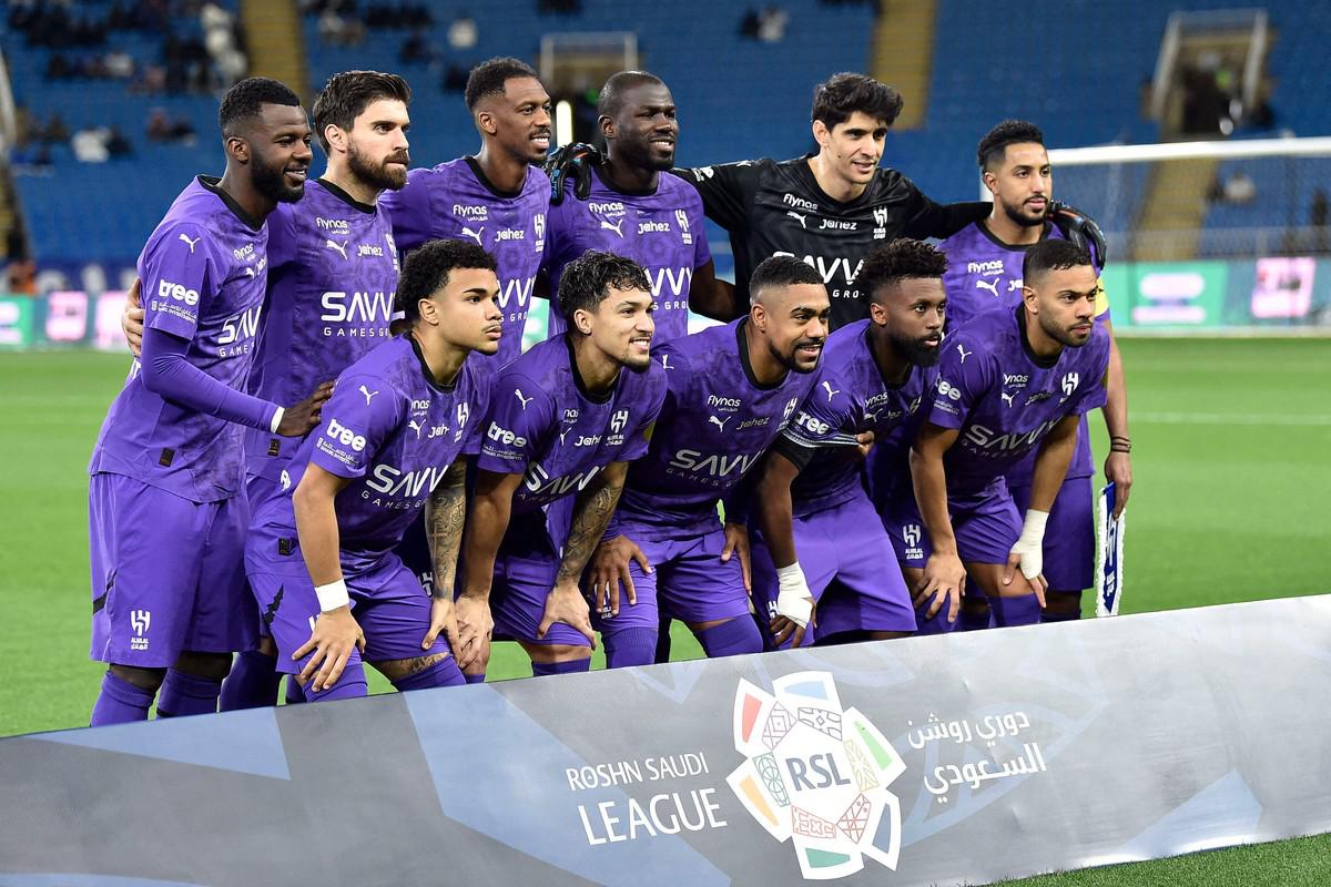 الهلال