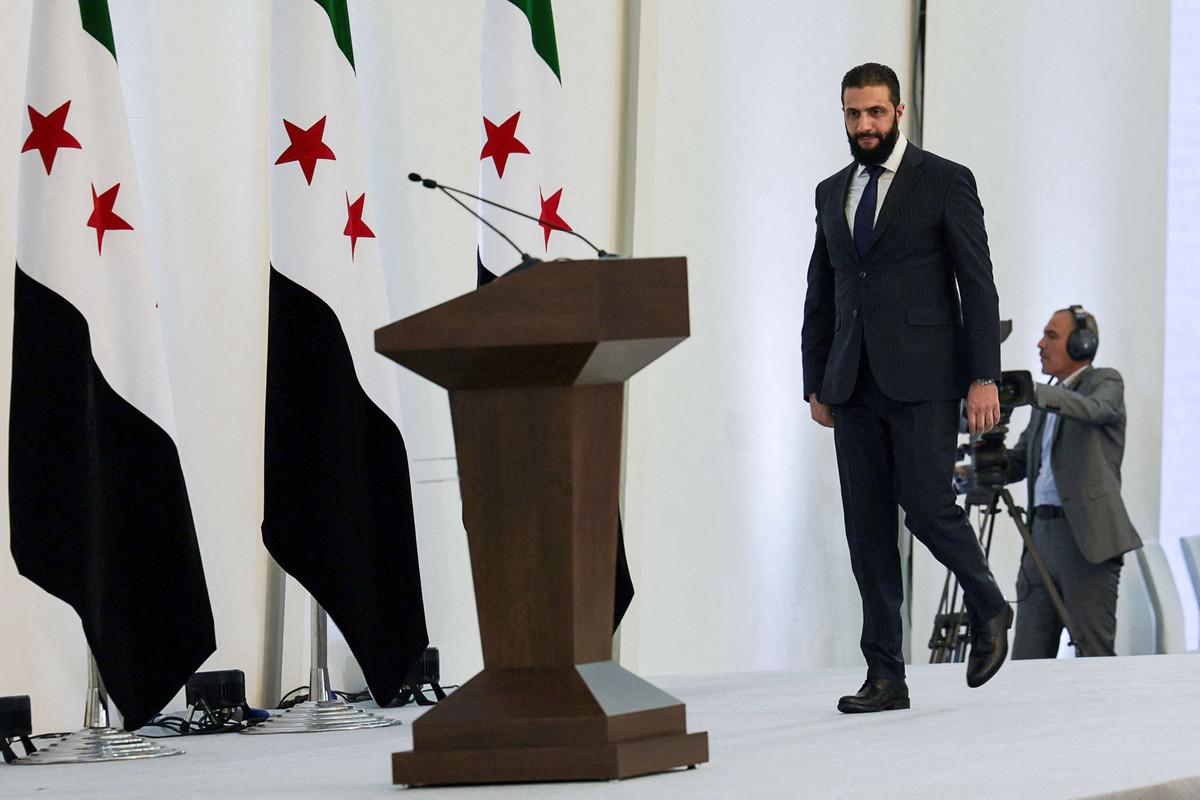 انفتاح دبلوماسي