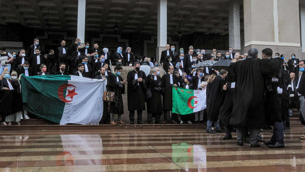 مطالب المحامين باستقلال القضاء لم تجد اذانا صاغية 