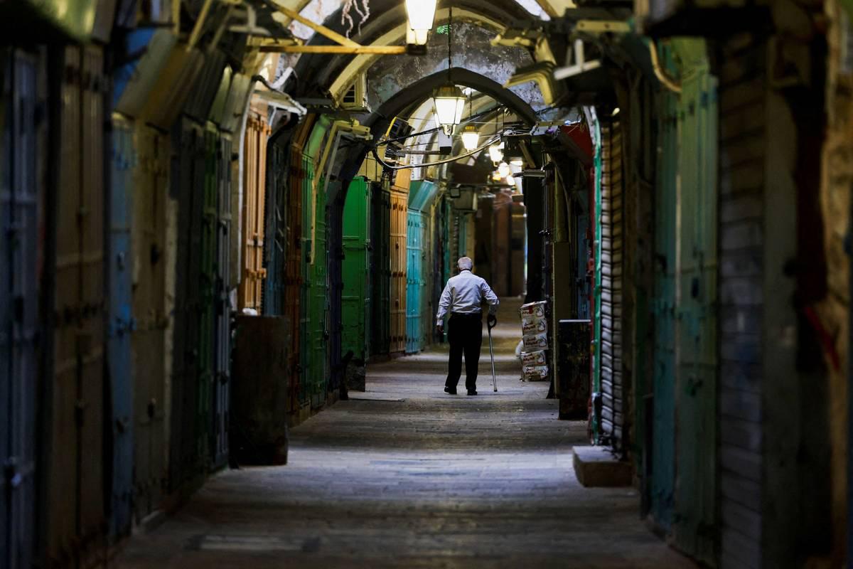 سوق القدس فاضية بلا متسوقين