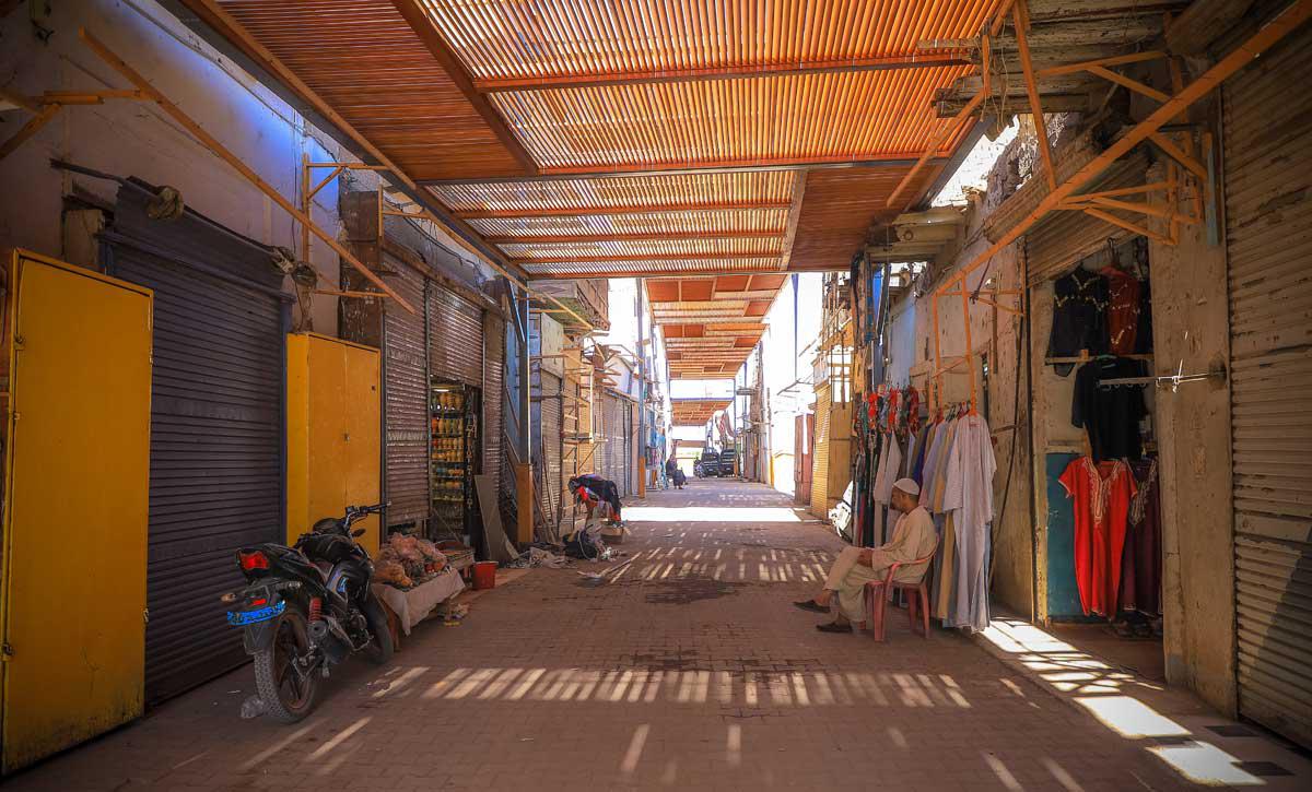 'سوق البازارات السياحية'