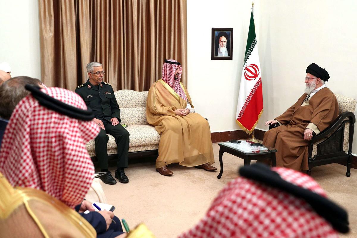جهود سعودية لتجنيب المنطقة مخاطر التصعيد 
