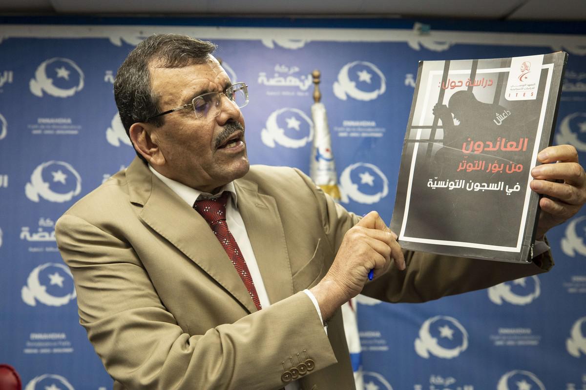 العريض نفى تورطه في تسفير الجهاديين لبؤر التوتر 