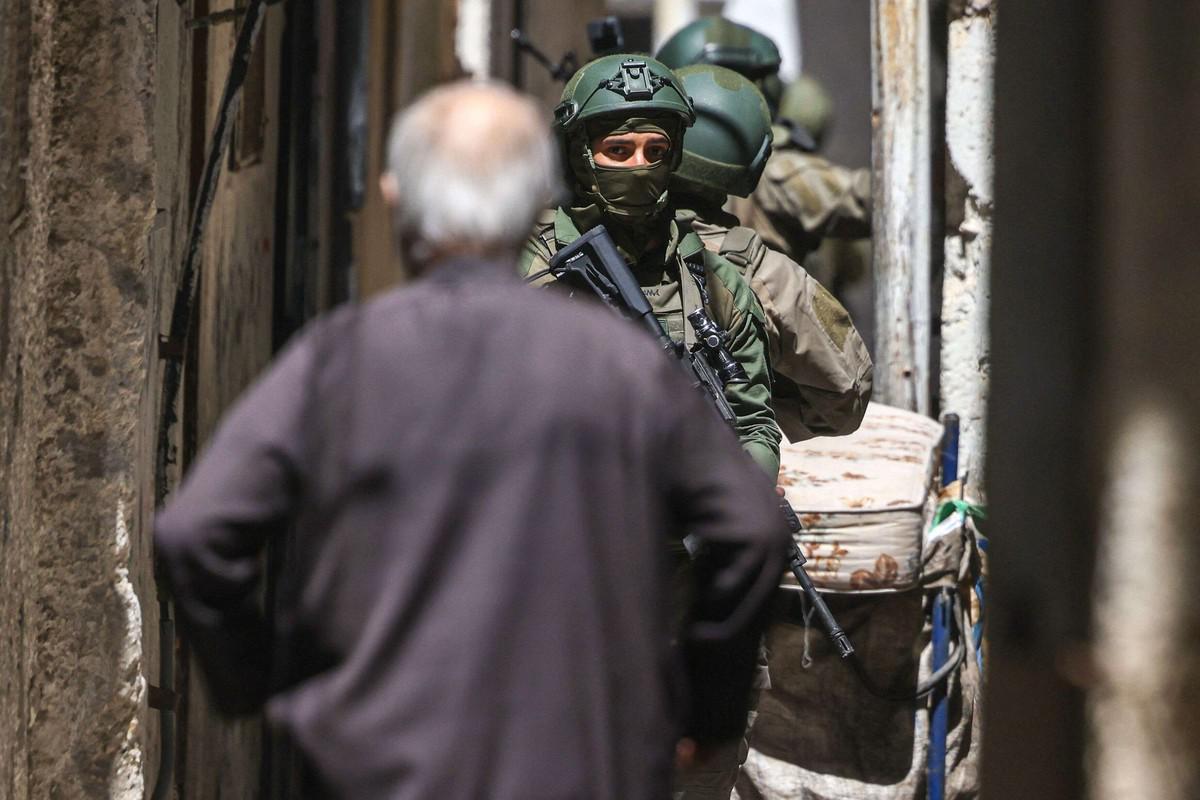 الأمن ليس خيارا