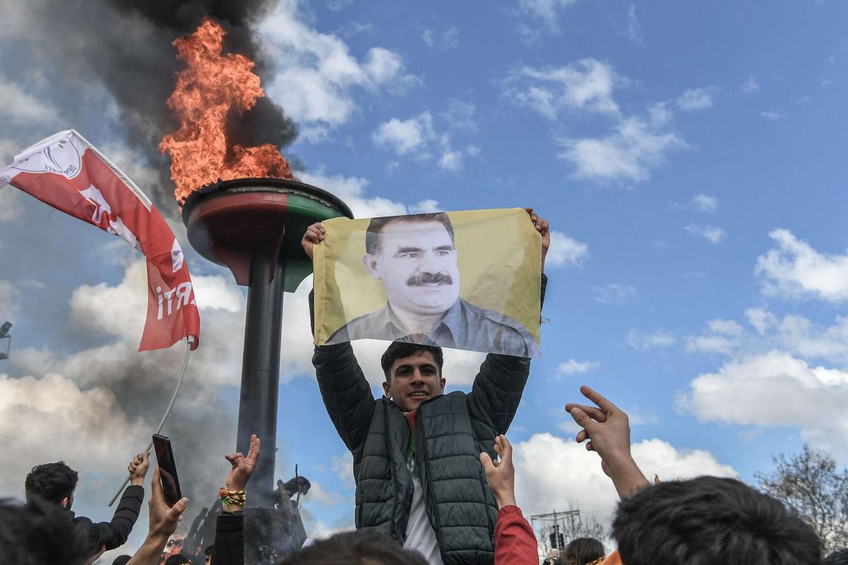 أوجلان كان حكيما ورجلا مسؤولا حين صارح شعبه بأهمية الاستجابة لتلك التغيّرات