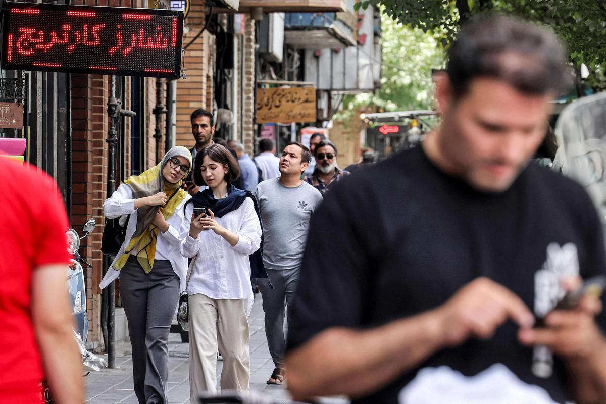 الهاتف أداة مراقبة