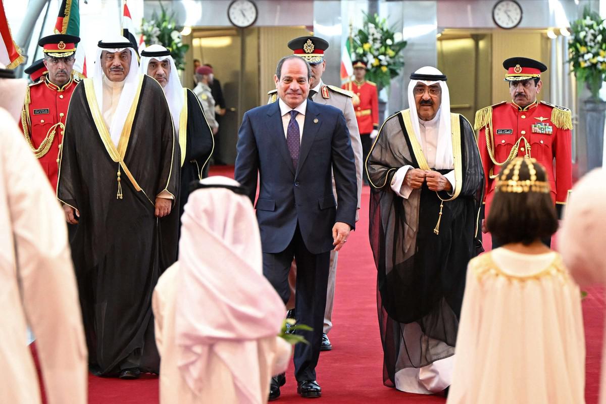 علاقات تربط بين مصر والكويت منذ عشرات السنين