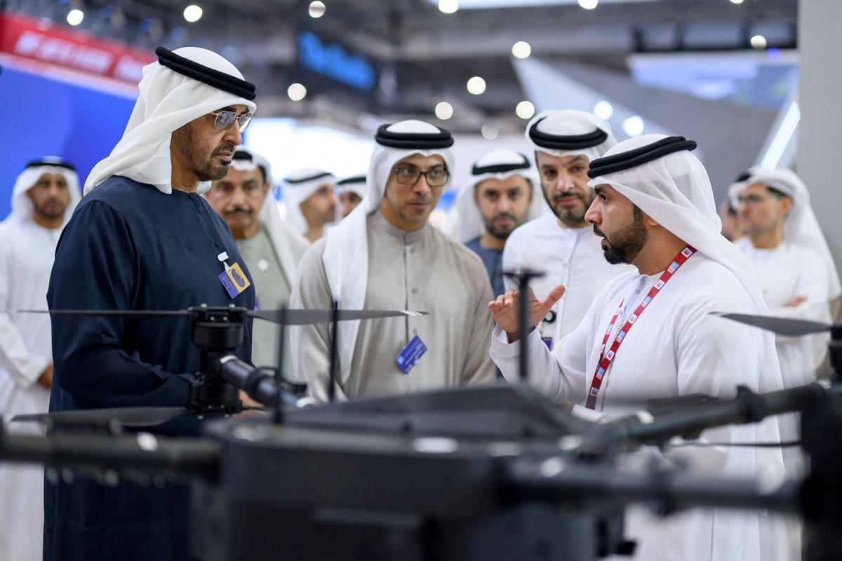 رؤية قيادية طموحة واستراتيجيات واثقة بعيدة المدى