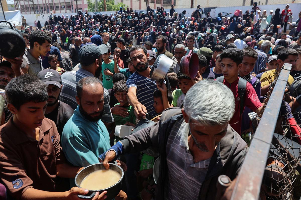 في شوارع غزة لا أحد يكترث لتفاصيل مفاوضات الهدنة