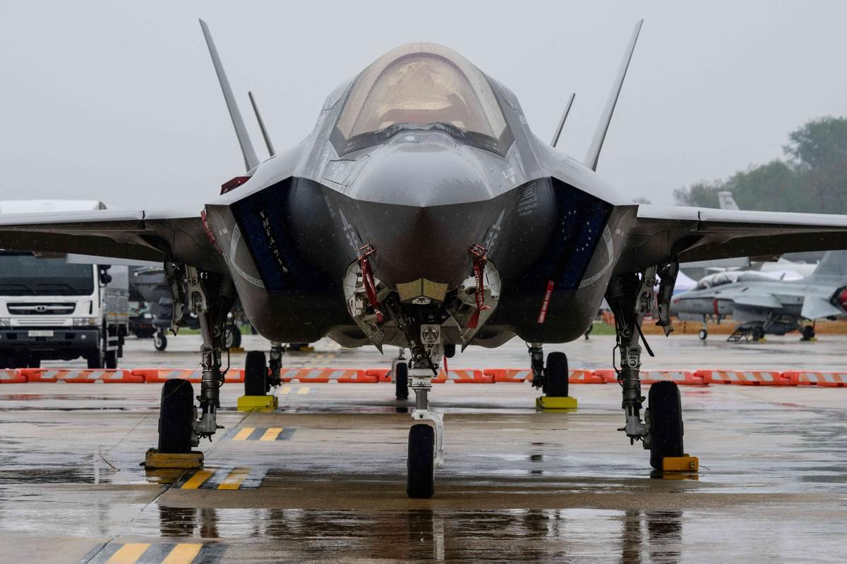 مرونة أميركية تعيد تحريك صفقة أف - 35