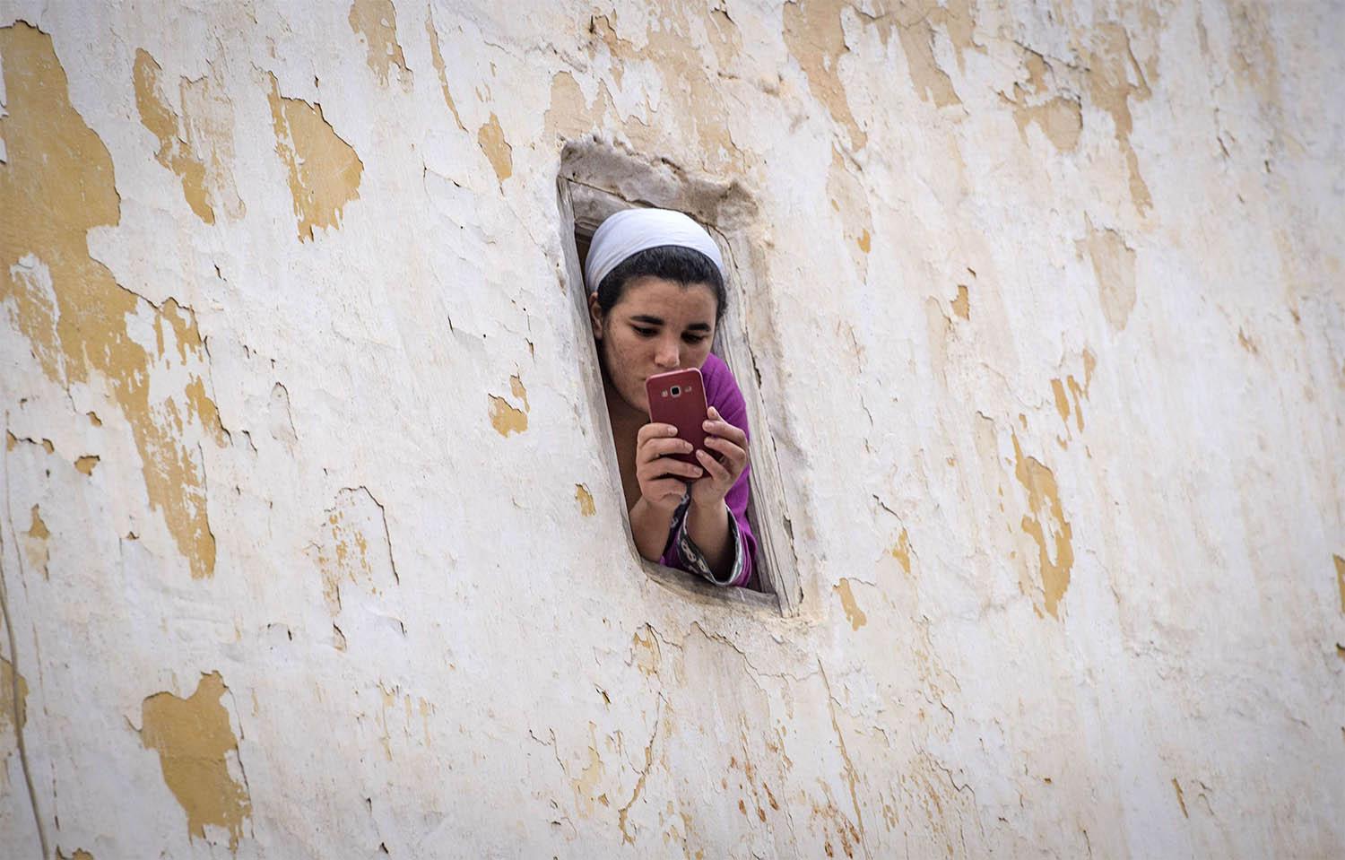 Population coverage targets are set at 25% by the end of 2025 or 2026, and 70% by 2030