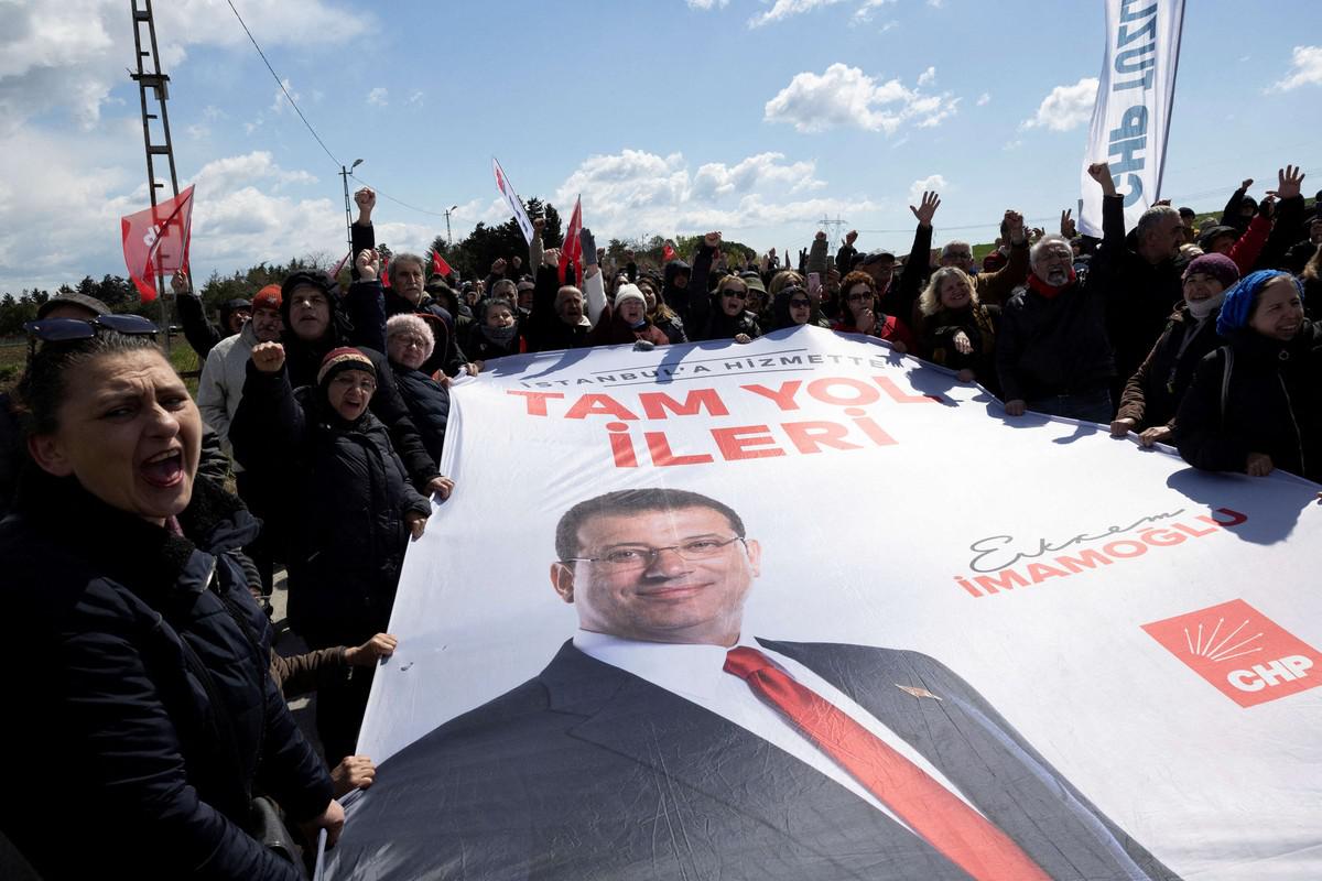 ضغوط غير مسبوقة على المعارضة التركية