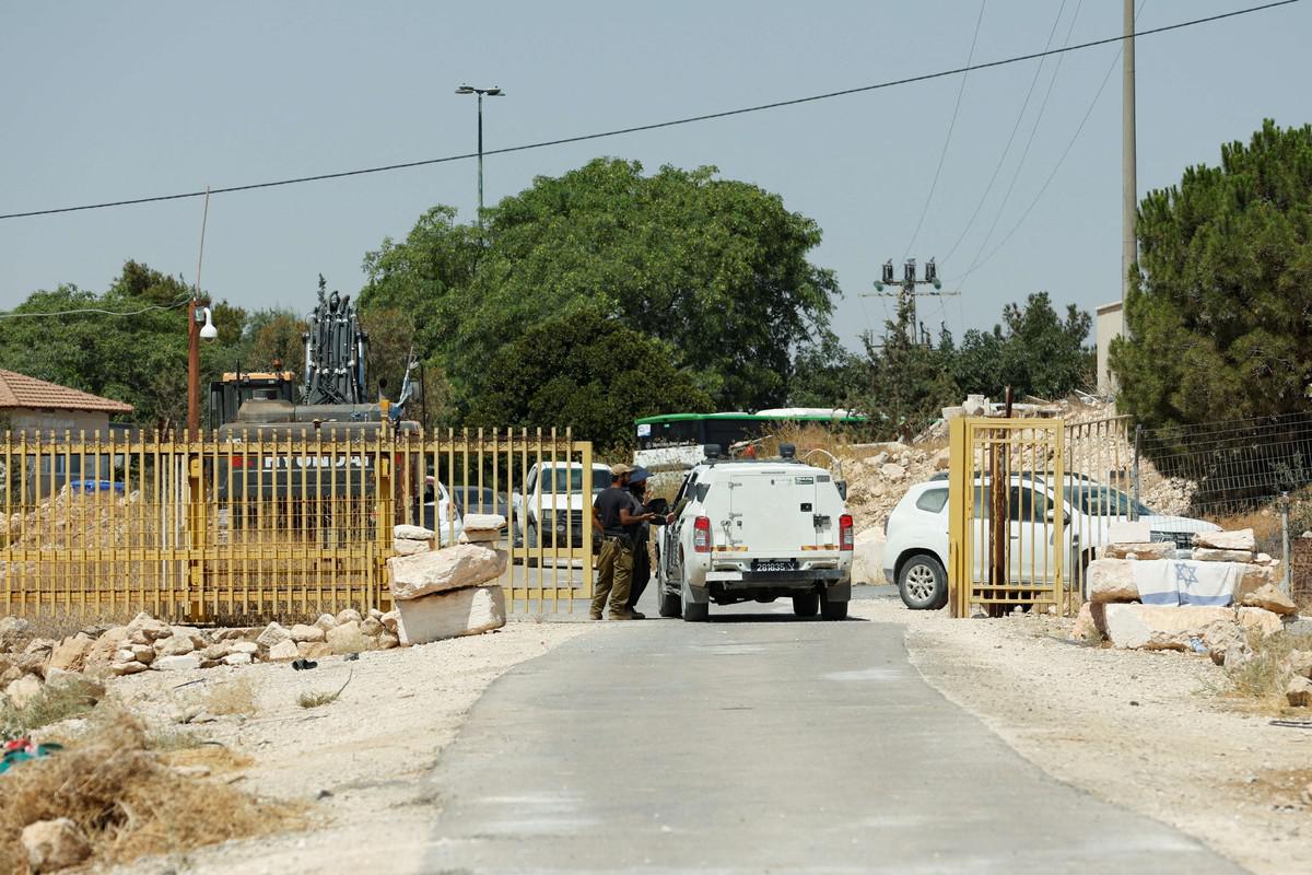 اسرائيل ترسخ احتلالها للضفة الغربية