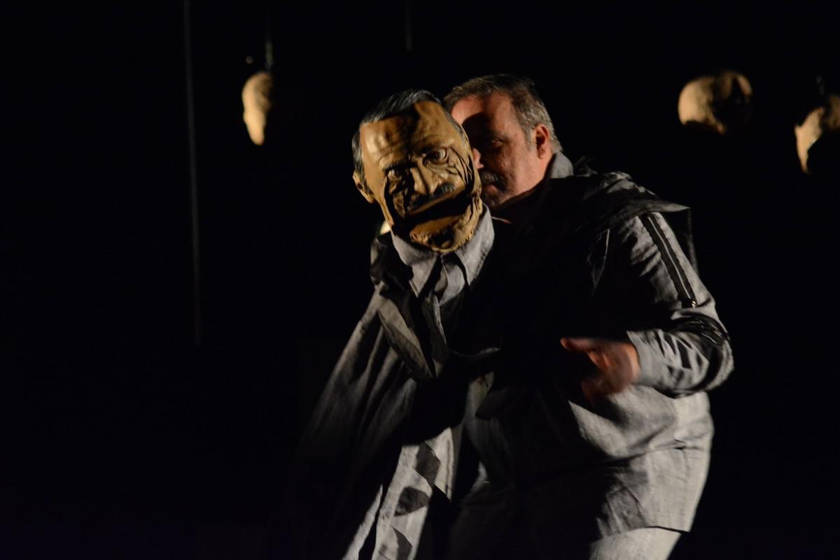 مسرحية 'الفانوس'