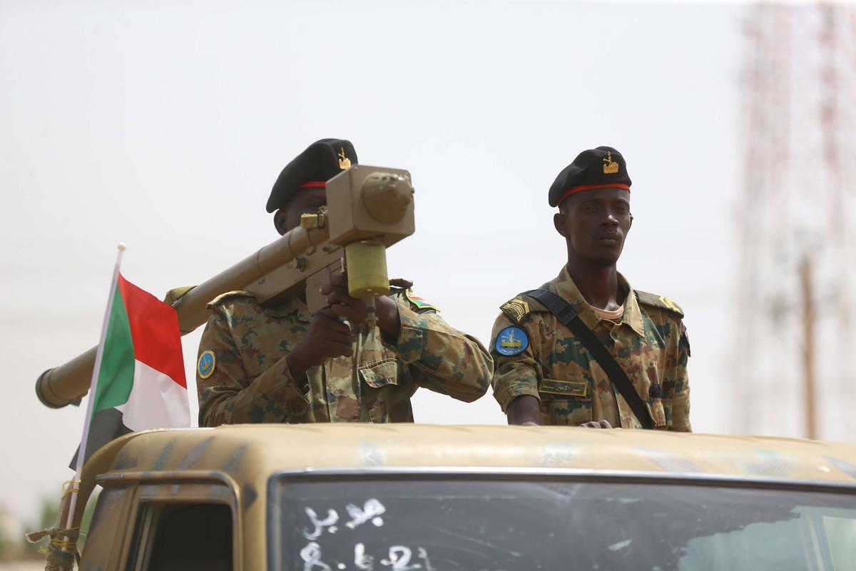 الجيش صاحب االكلمة على القضاء