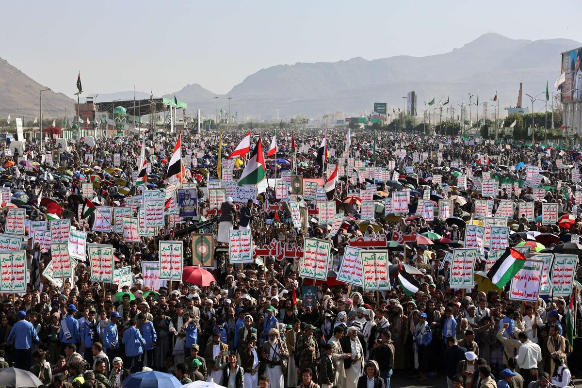 الحوثيون يتمسكون بالتصعيد