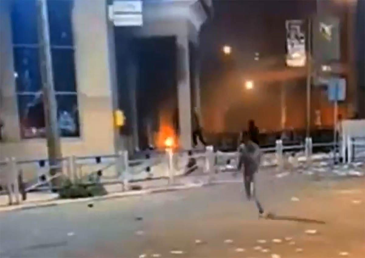 From peaceful protests to vandalism