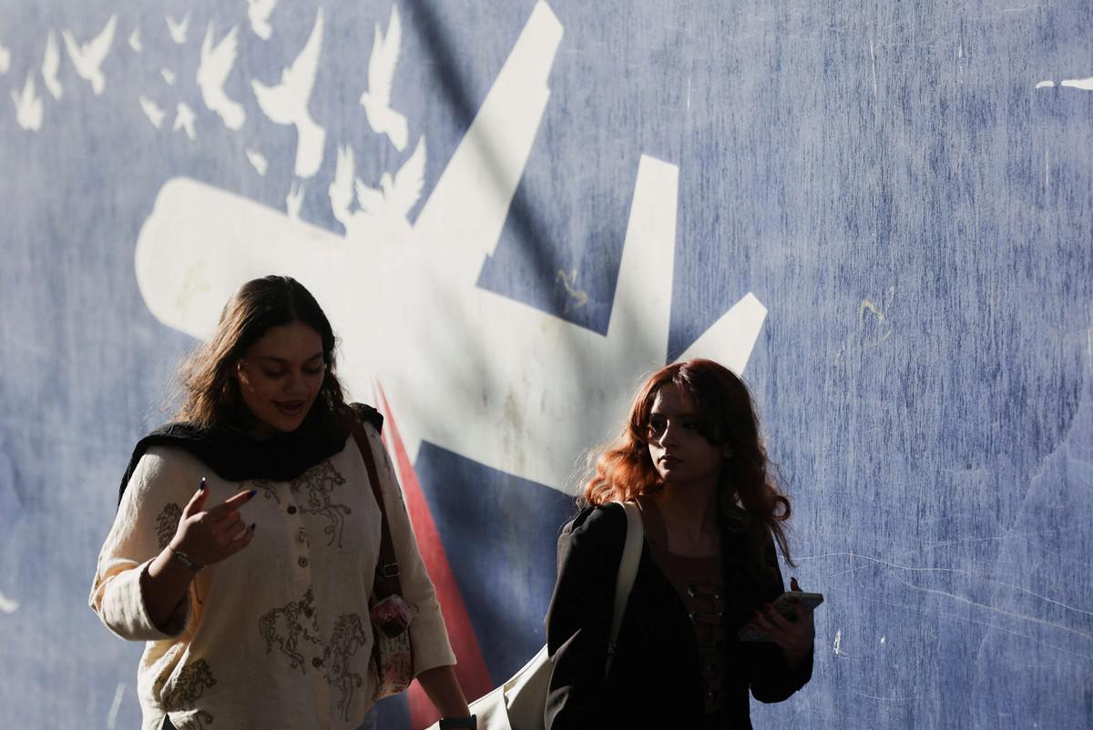 ثورة اجتماعية هادئة ضد الحجاب في إيران 