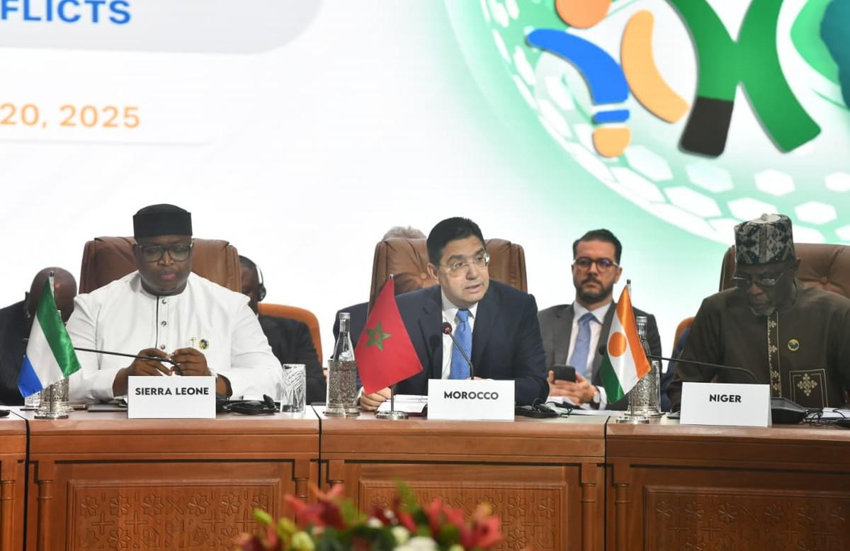 بوريطة يحذر من استغلال الحركات الانفصالية للأطفال 