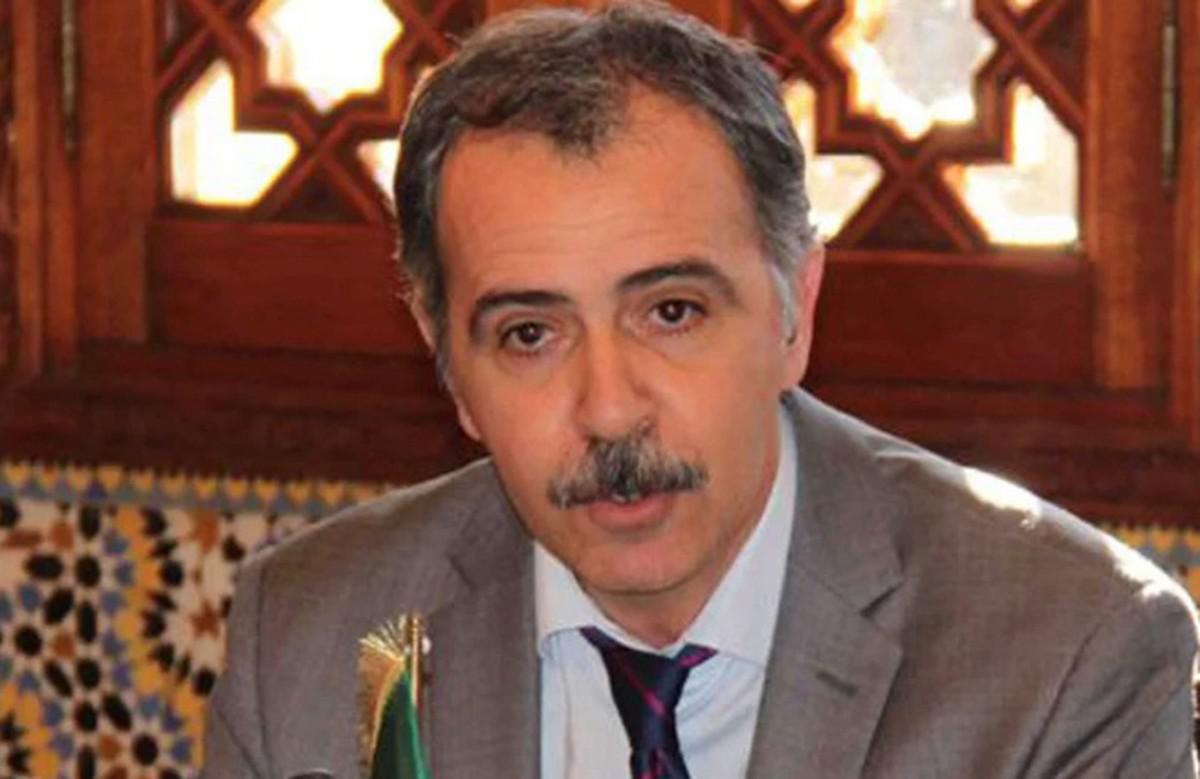 لحجمري يحفز على التساؤل حول العلاقة الجدلية بين الظلام والنور