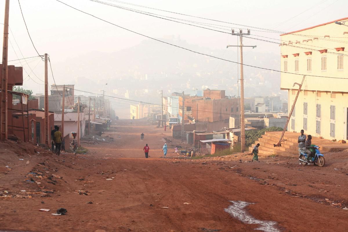 وضع لا يبشر بخير في مالي مع تصاعد نفوذ الجماعات الارهابية