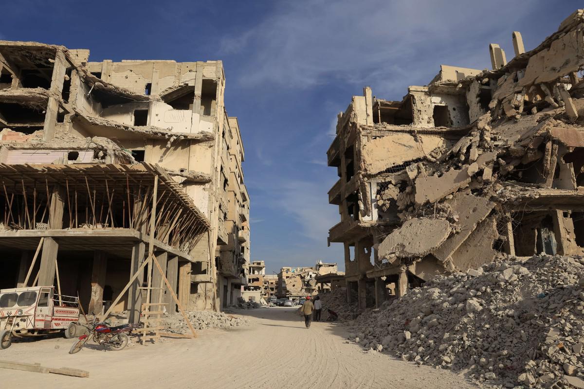 إعادة الإعمار مهمة صعبة مع تردي الاقتصاد