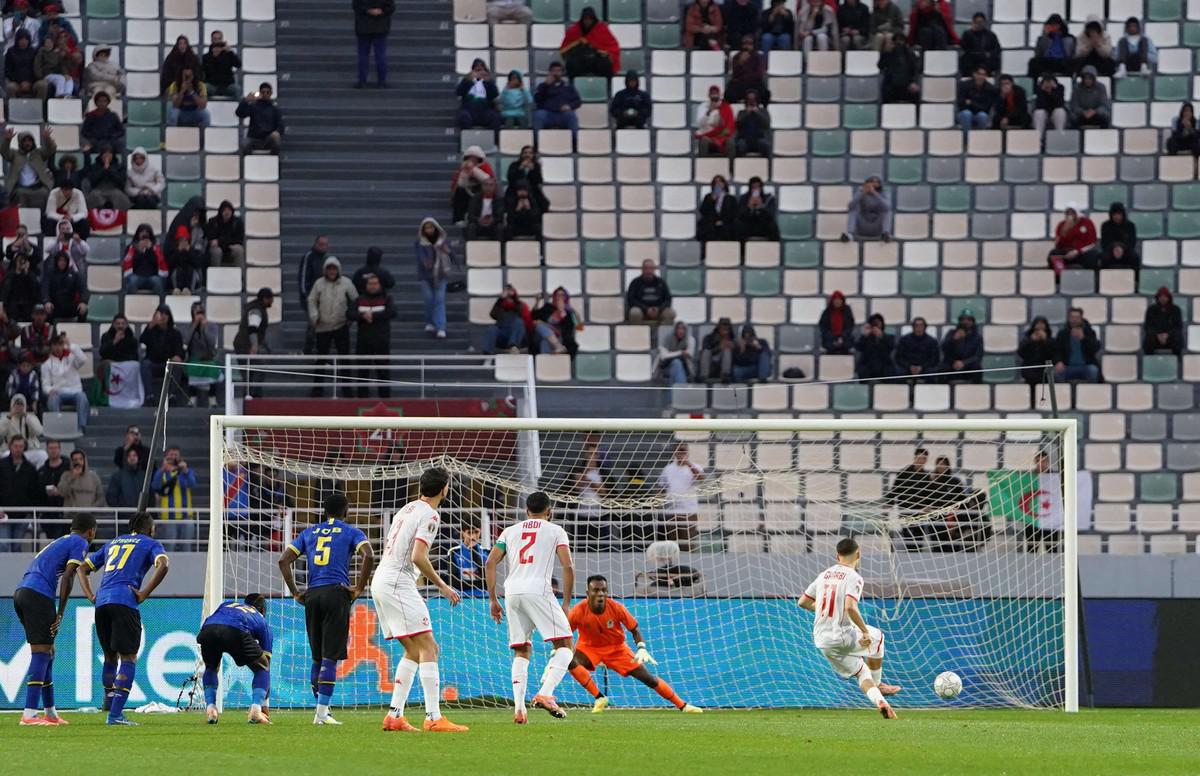 المنتخب التونسي يؤمن بطاقة الترشح