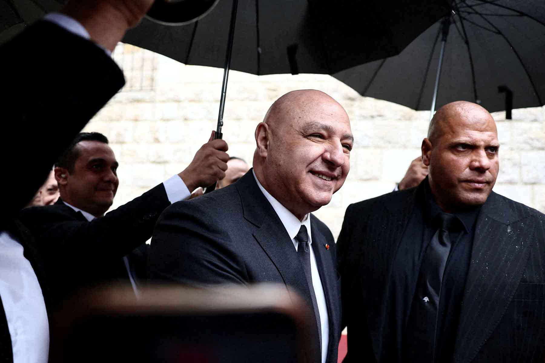 Seeking to reassure the nation