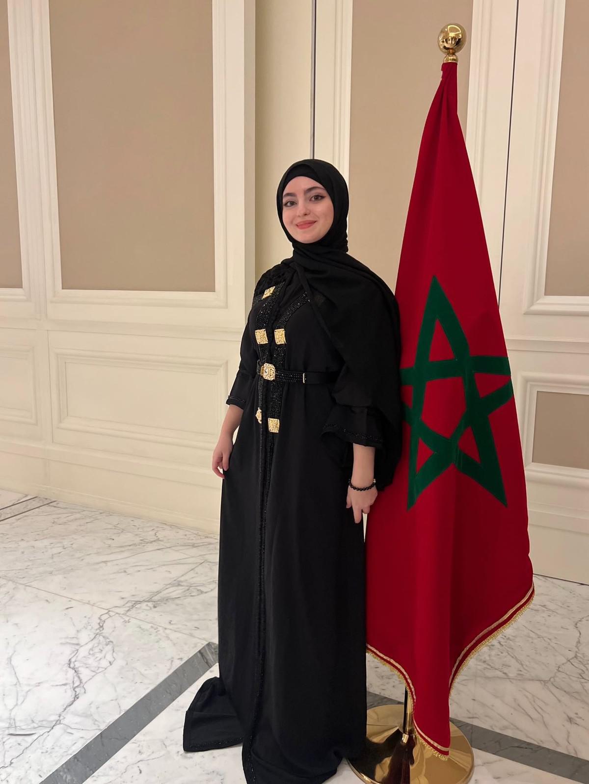 أمينة الذهبي تركز على التوعية الاجتماعية في محتواها