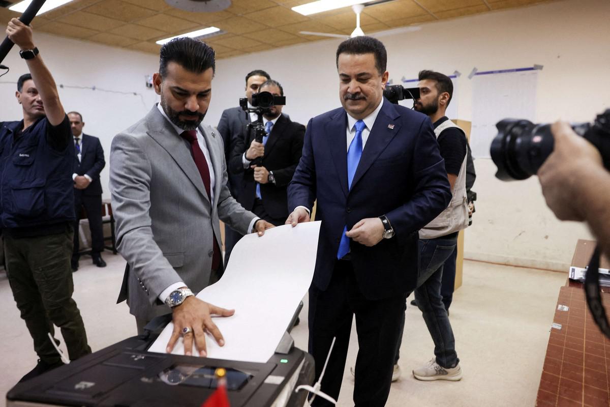 العراق يعيش حالة من فوضى التسريبات