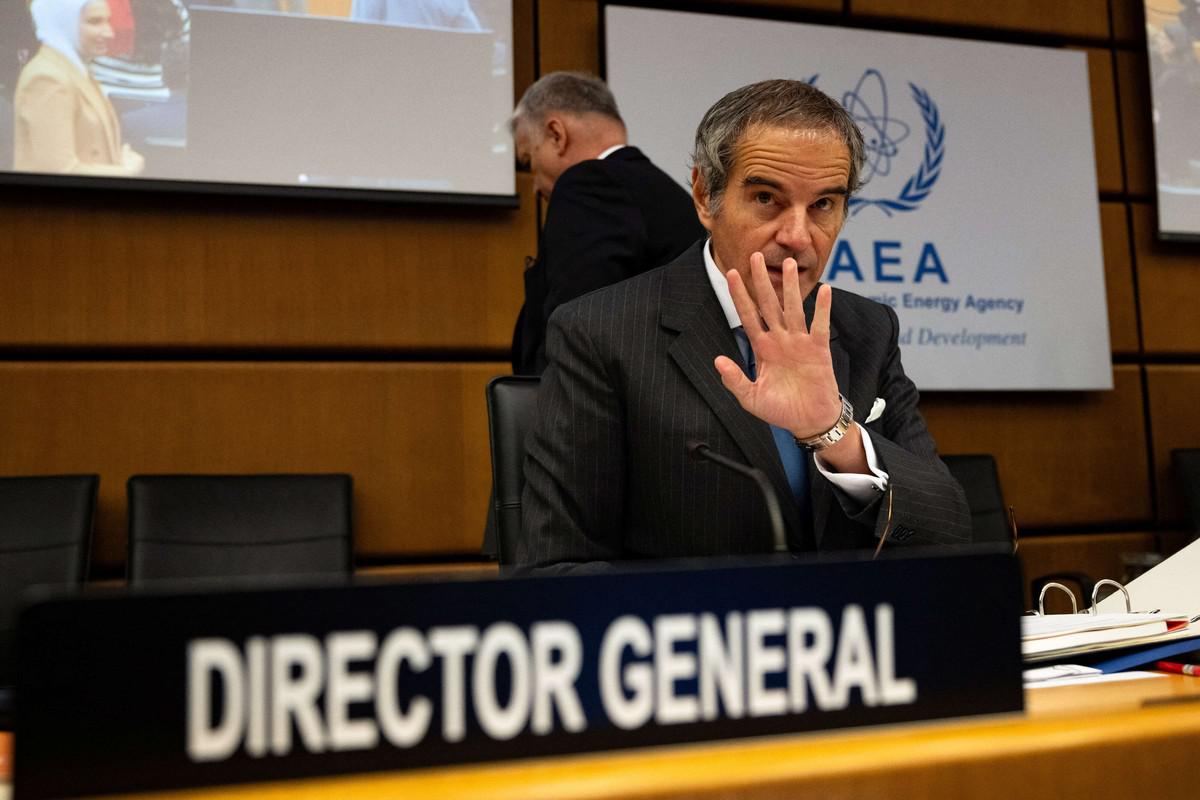 لا ثقة بين غروسي وطهران 