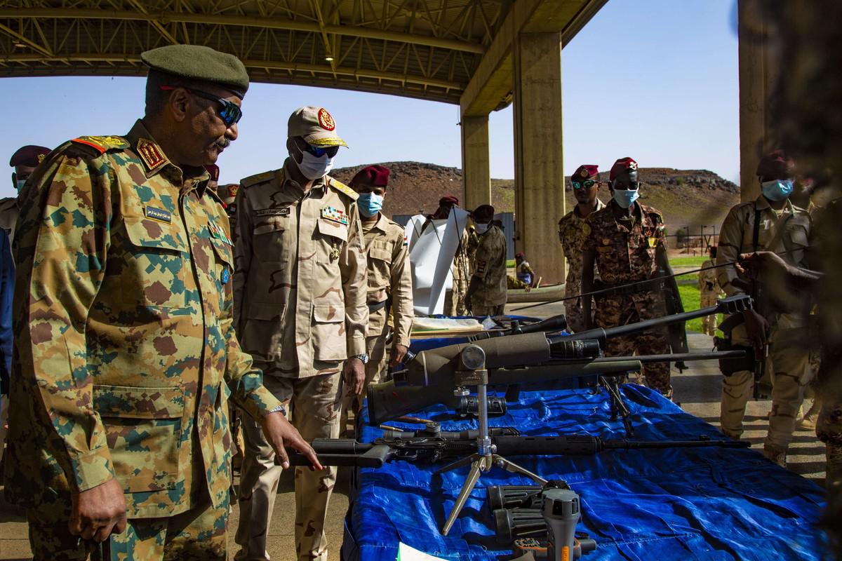 قائد الجيش السوداني لا يأبه لفاتورة الحرب 