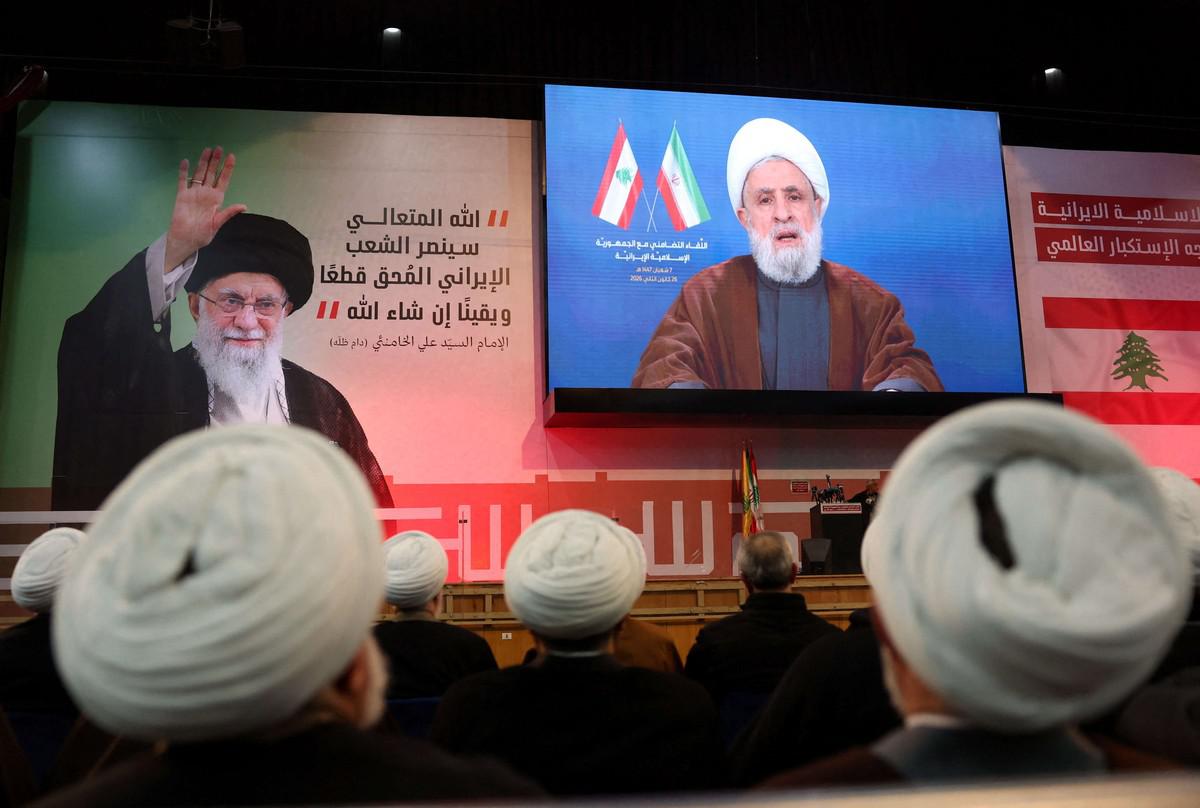 قوى معزولة داخليا ومتراجعة عسكريا وسياسيا غير قادرة على مواجهة واشنطن