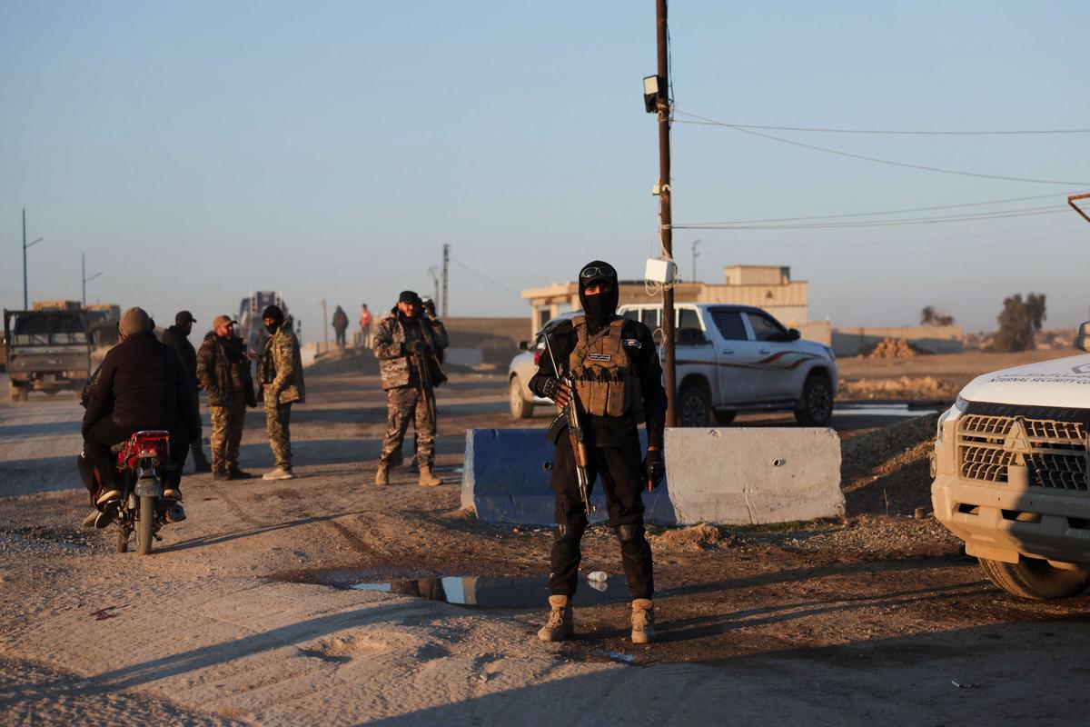 القوات السورية تريد فرض أمر واقع وتقويض الحكم الذاتي للاكراد