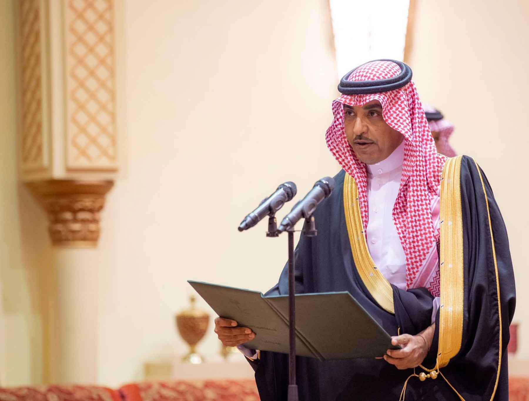 A strategy aimed at containing crises rather than expanding them