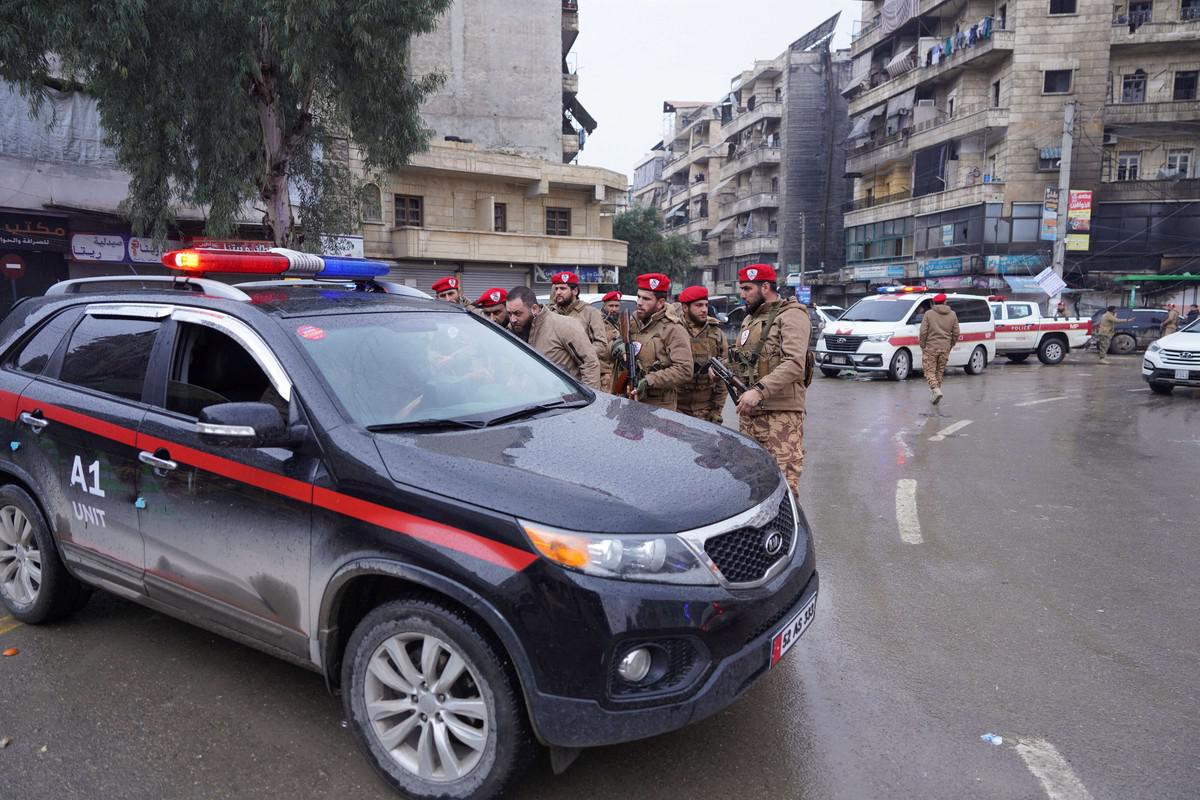 حراسة على أبواب حي الأشرفية