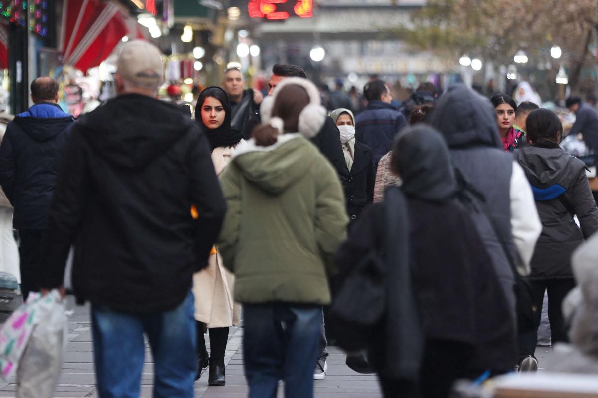 الشارع الايراني في حالة غليان كالنار تحت الرماد