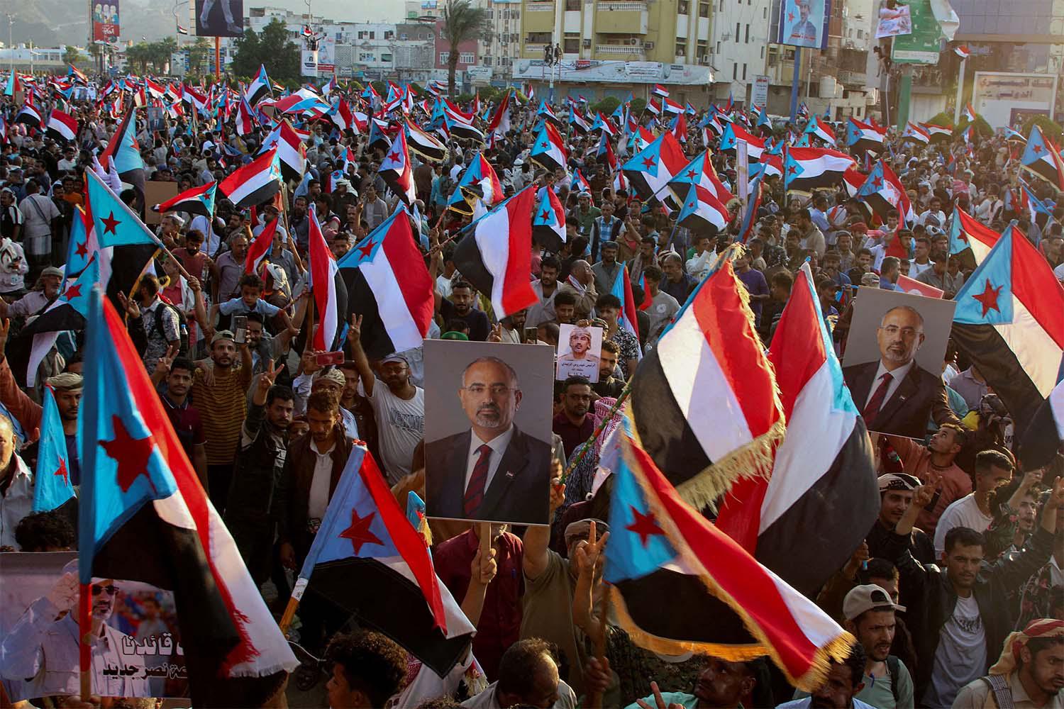 Yemenis take to streets in two cities to support STC
