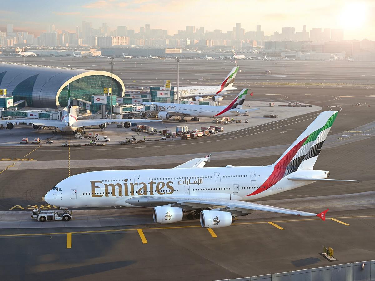 طيران الإمارات في القمة