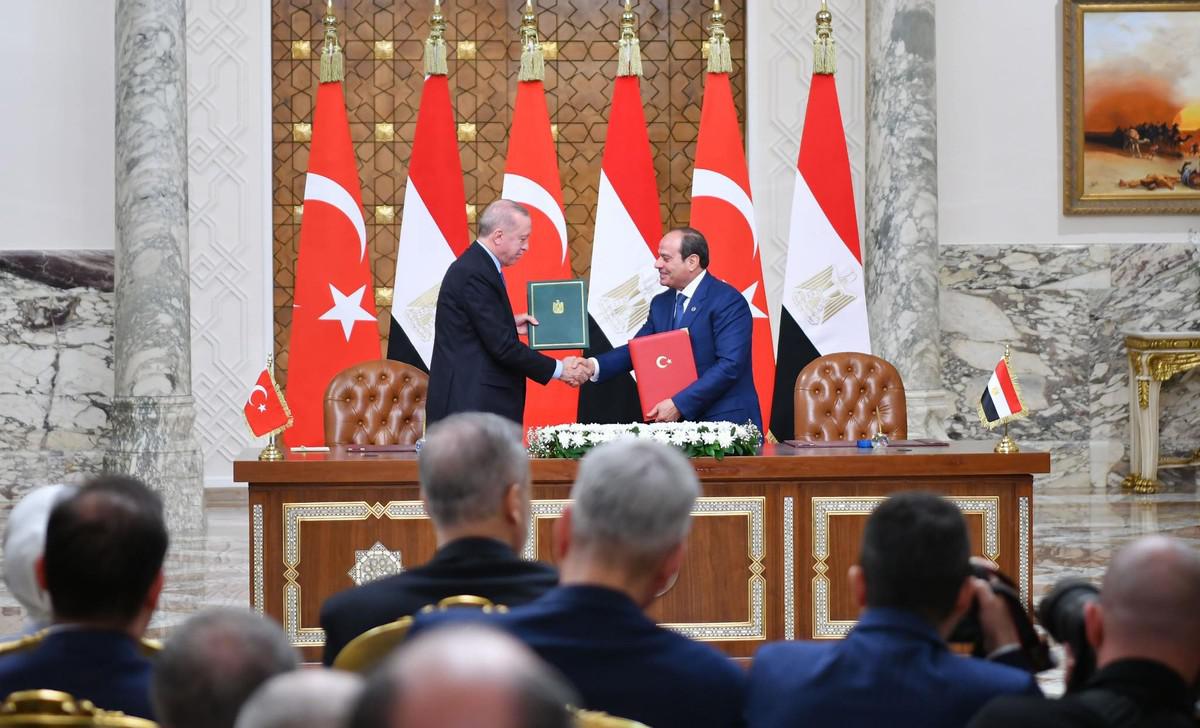 مصالحة بعد سنوات من القطيعة والصدام