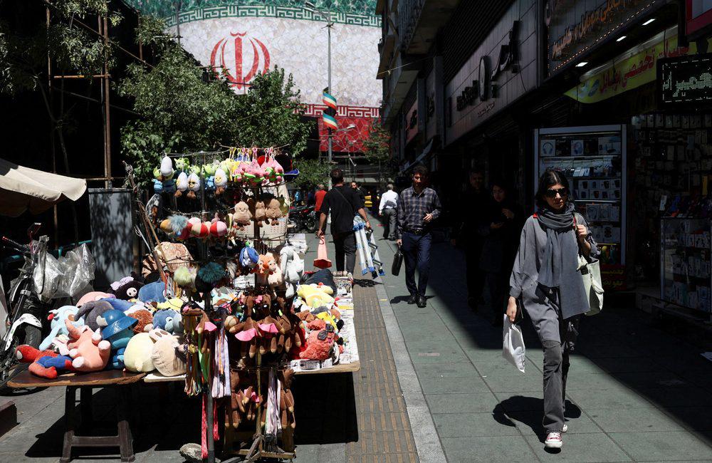 الشارع الإيراني 