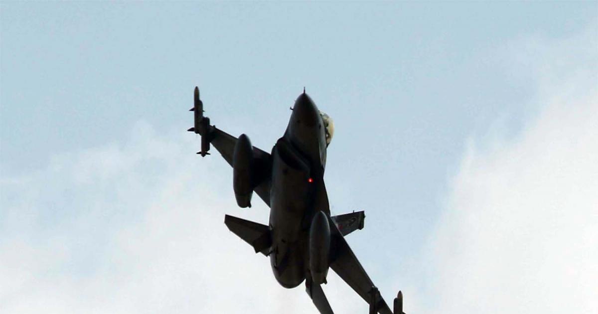 Türkiye, Irak ve Suriye'deki militanlara karşı yeni hava saldırıları düzenliyor